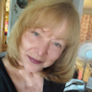 Meet your Posher, Lorraine